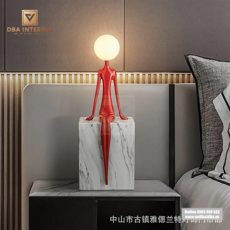 Đèn bàn hình người thể hiện sức mạnh trí tuệ thiết kế ấn tượng DD03